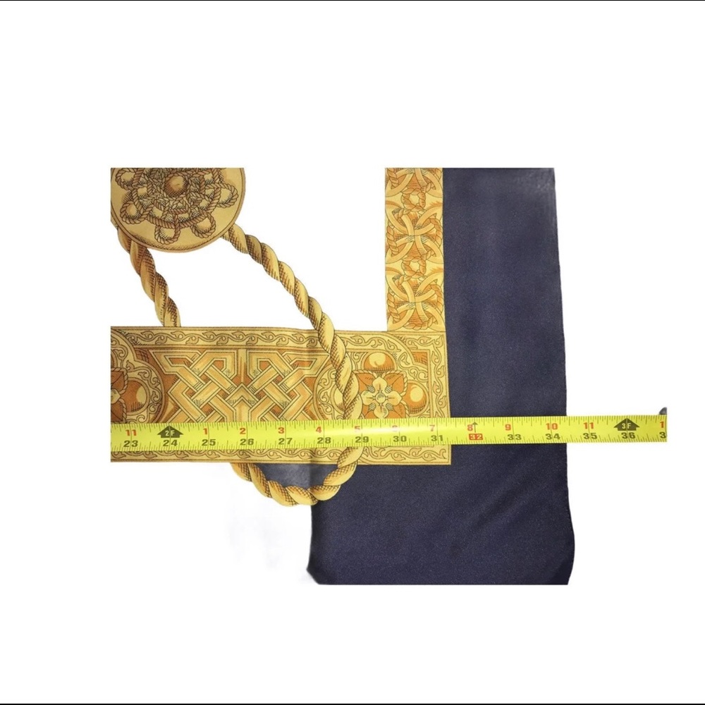 Vibrant Pattern Scarf - image 3